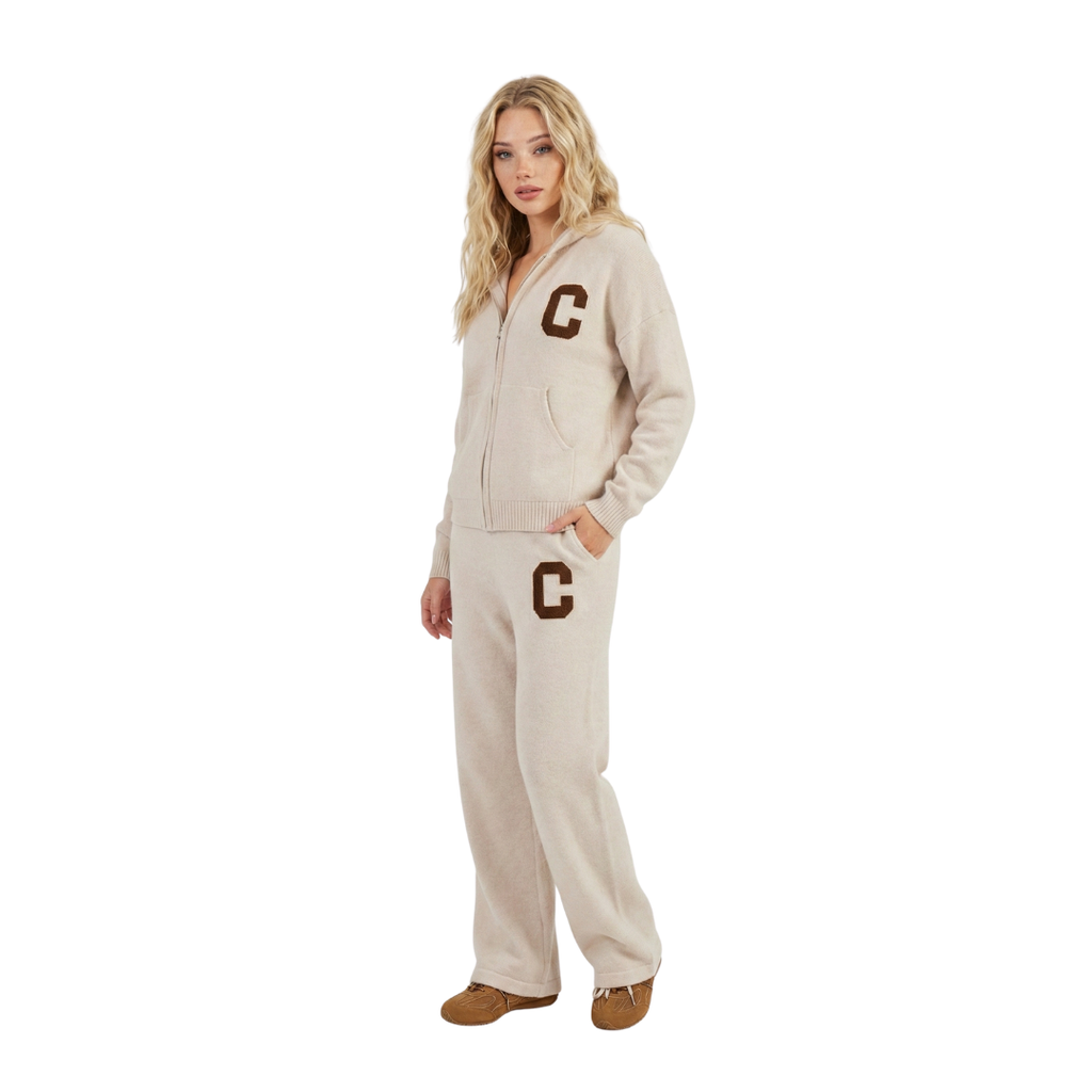 C | TRACKSUIT