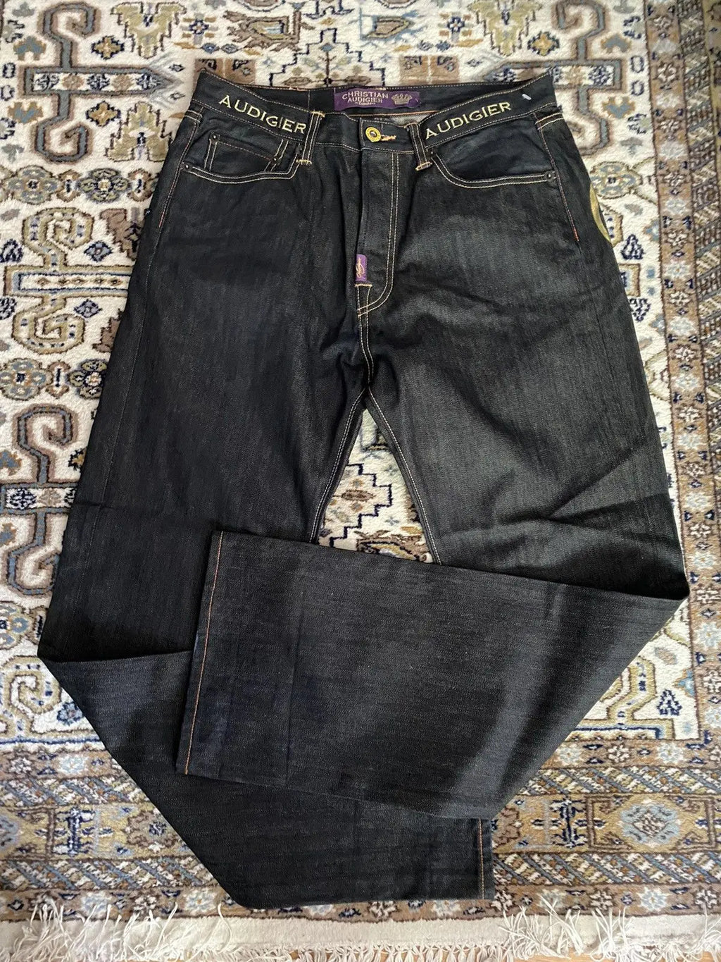 THE LIBERTY JEANS